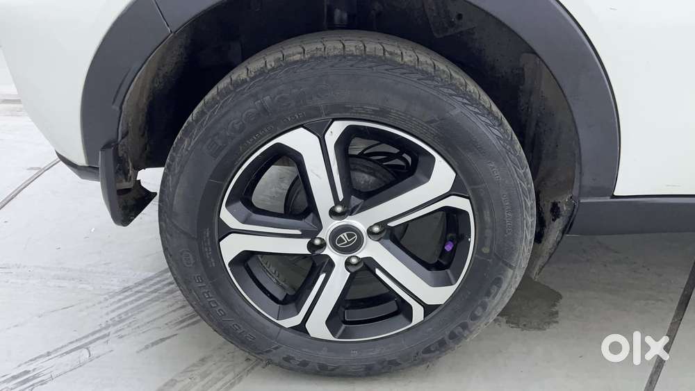 Tata Nexon 1.2 Revotron Xza Plus (o) Dual Tone, 2022, Petrol