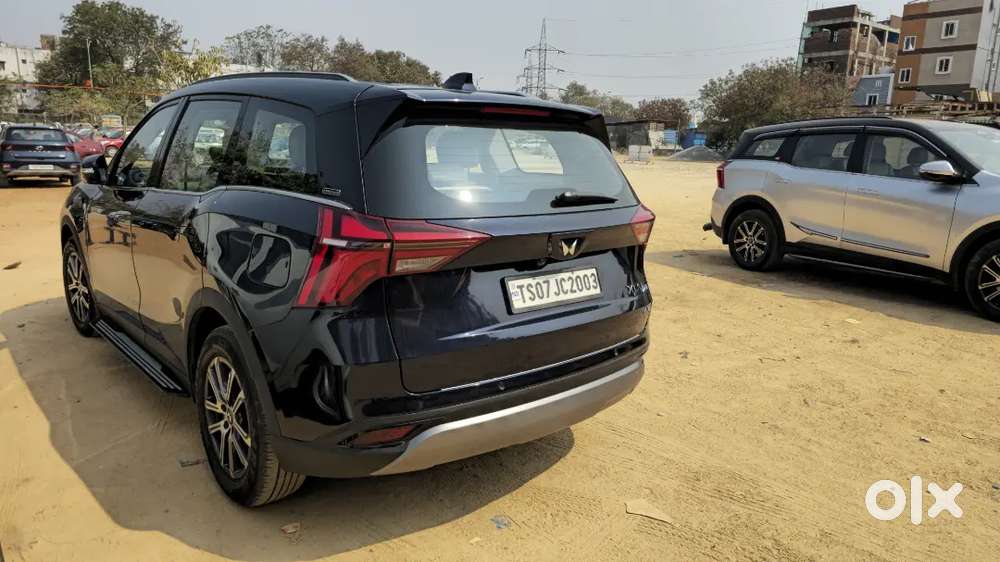 Mahindra Xuv700 Ax7l 2022 Petrol 28000 Km Driven