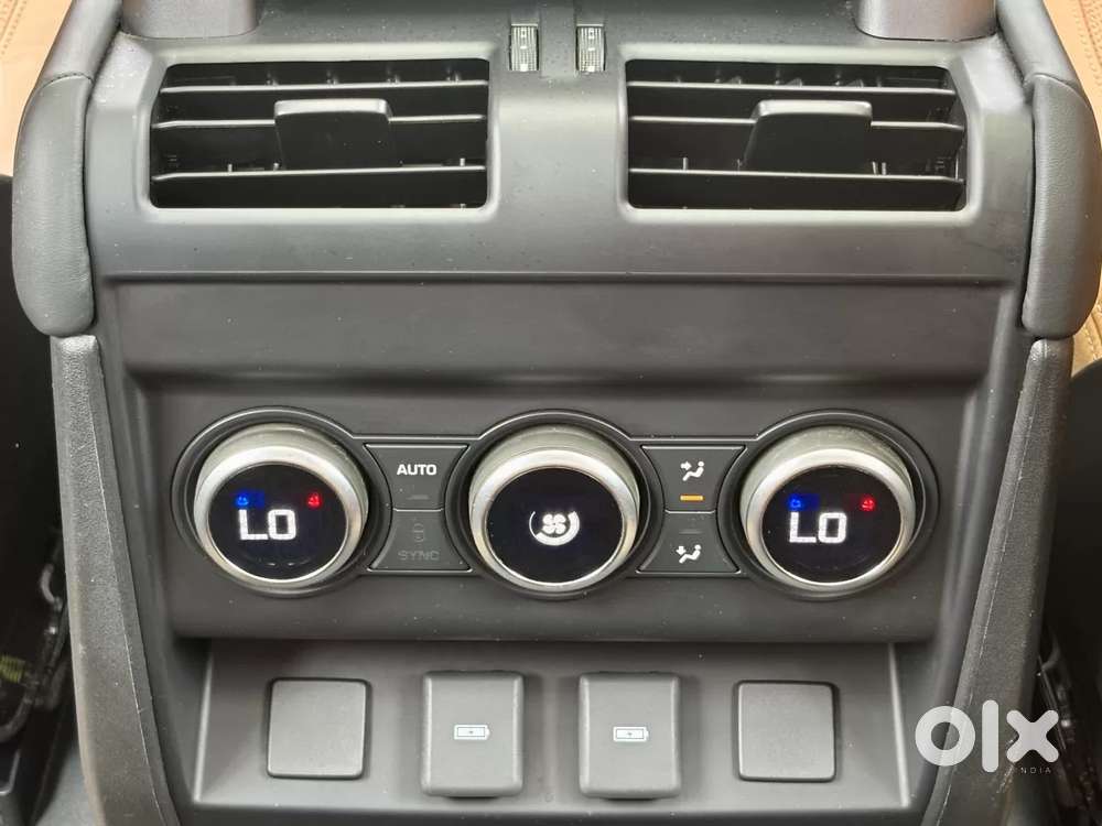 Land Rover Defender, 2024, Petrol