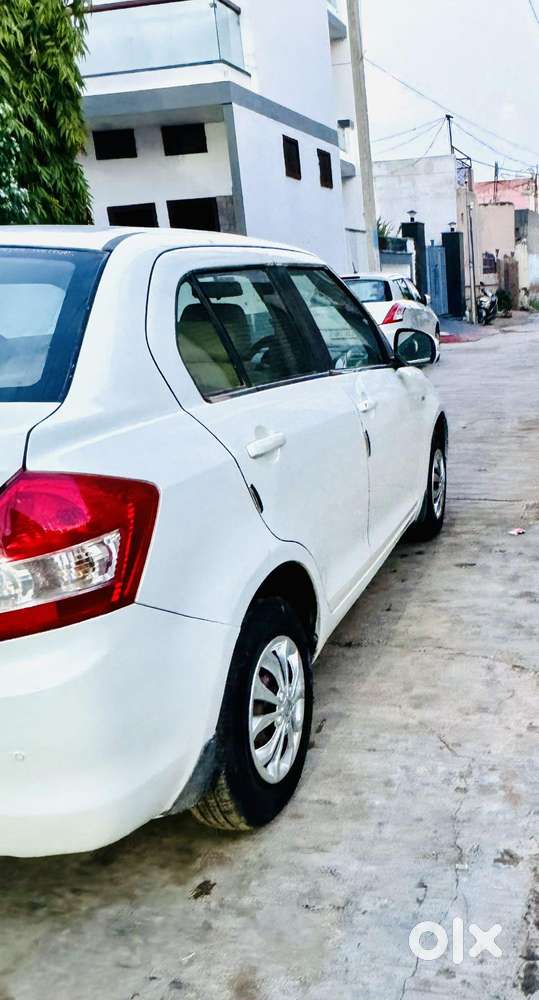 Maruti Suzuki Swift Dzire Vdi Optional, 2015, Diesel