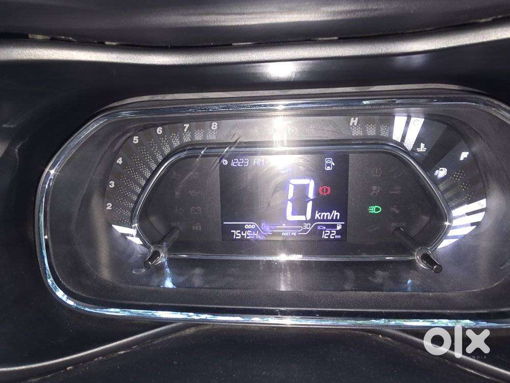 Tata Nexon 1.2 Revotron Xz Plus Dual Tone, 2021