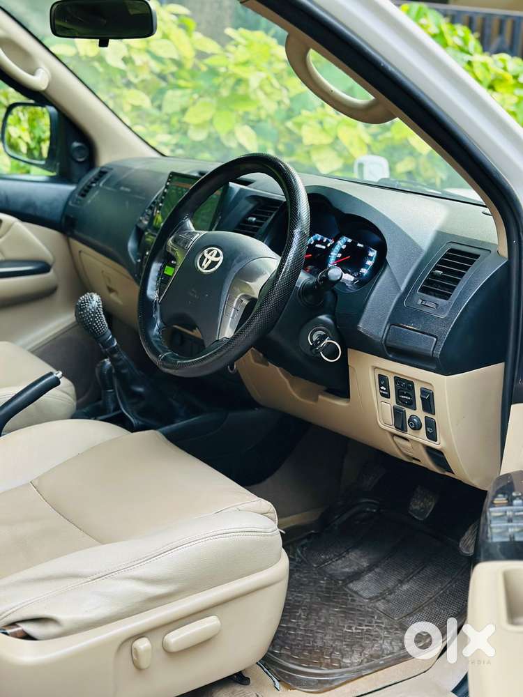 Toyota Fortuner 3.0 4x4 Manual, 2014, Diesel