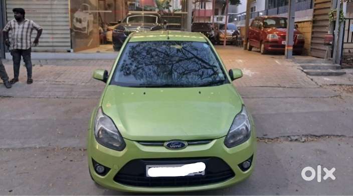 Ford Figo 2012-2015 Petrol Titanium, 2012, Petrol