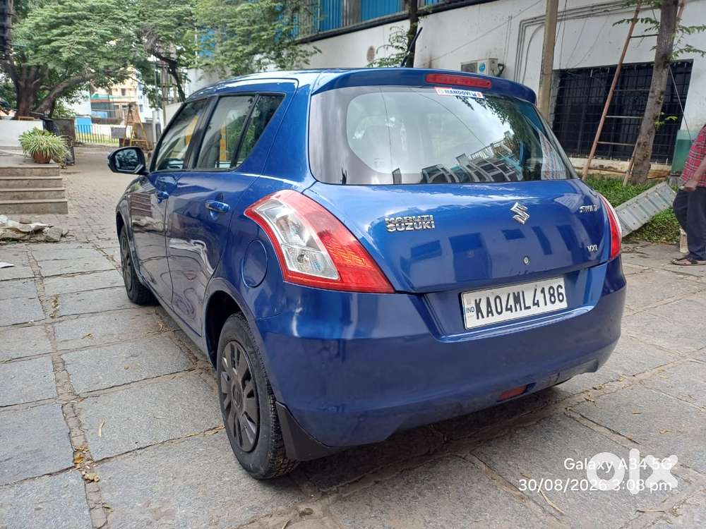 Maruti Suzuki Swift Vxi, 2012, Petrol