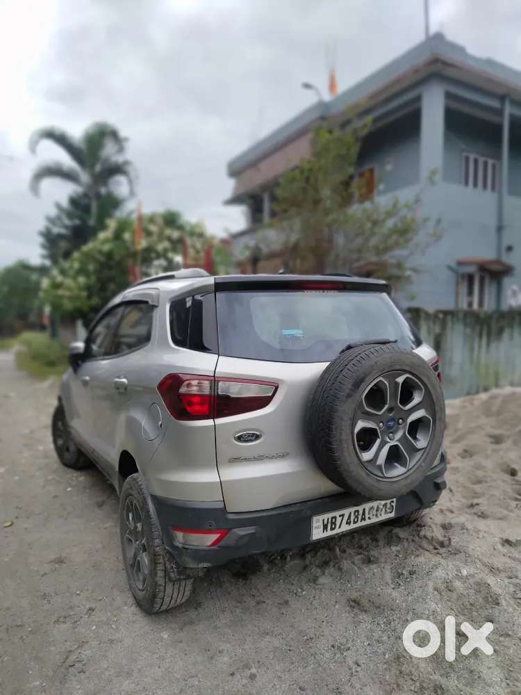 Ecosport Sports, Sunroof Top Model