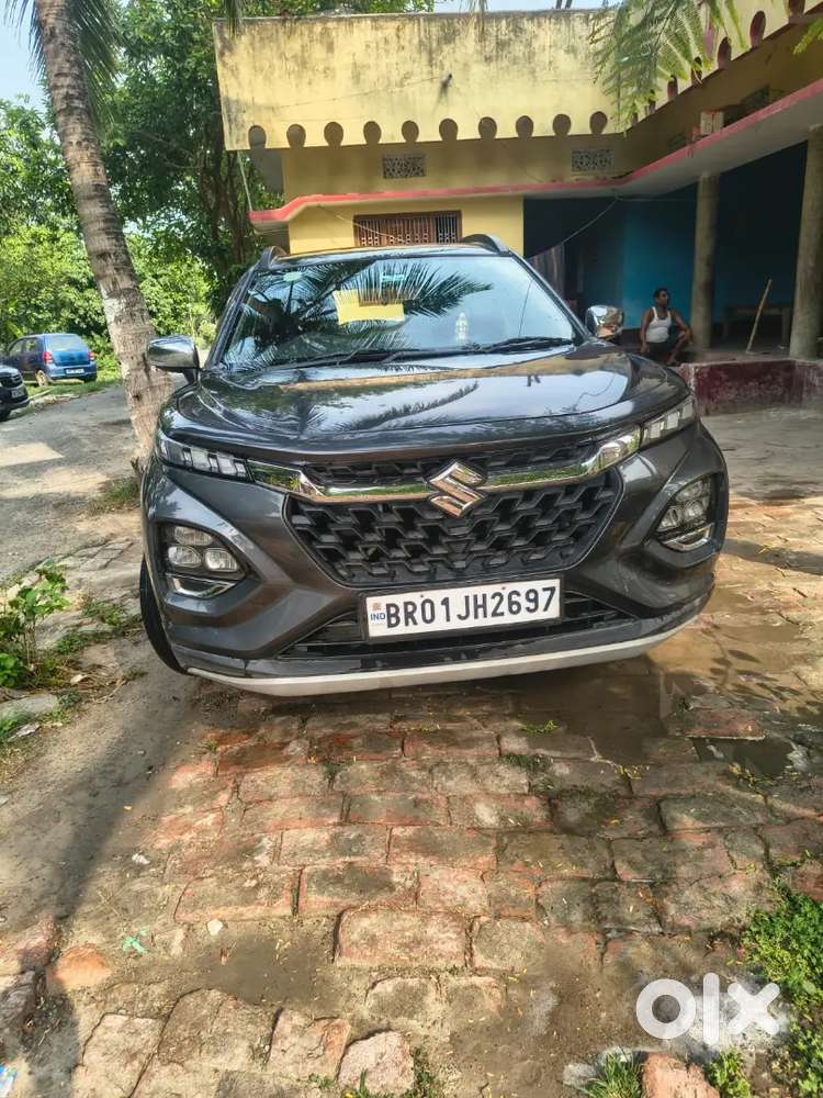 Maruti Suzuki Fronx 2025 Petrol 27500 Km Driven