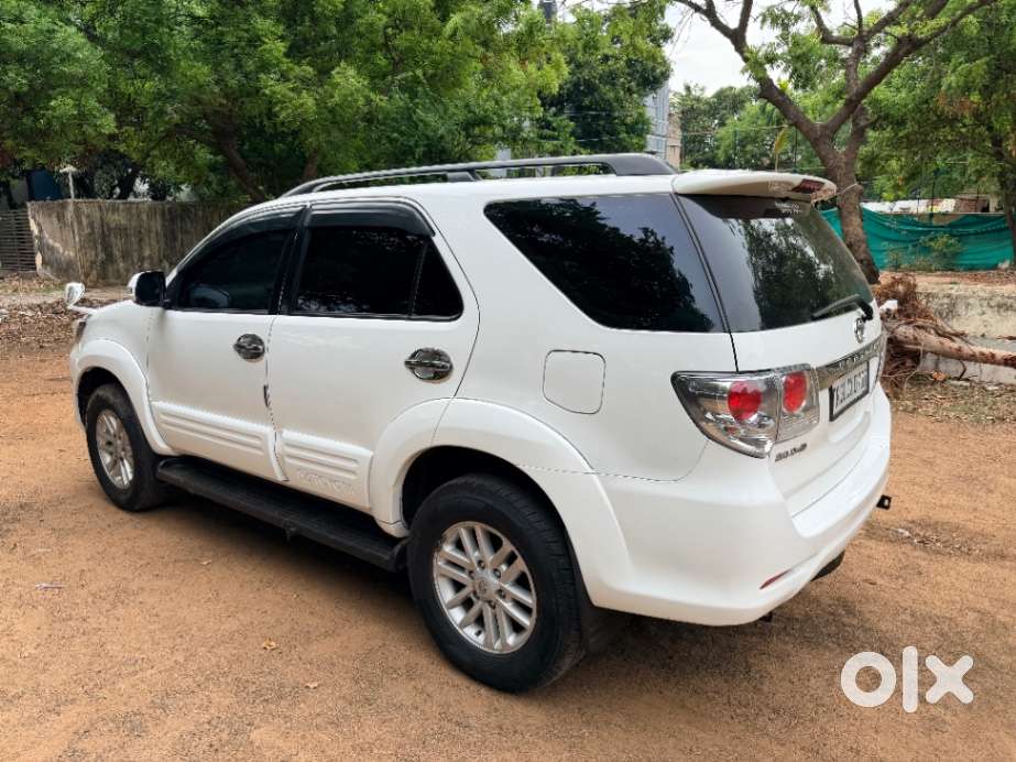 Toyota Fortuner 3.0 4x2 Mt, 2012, Diesel