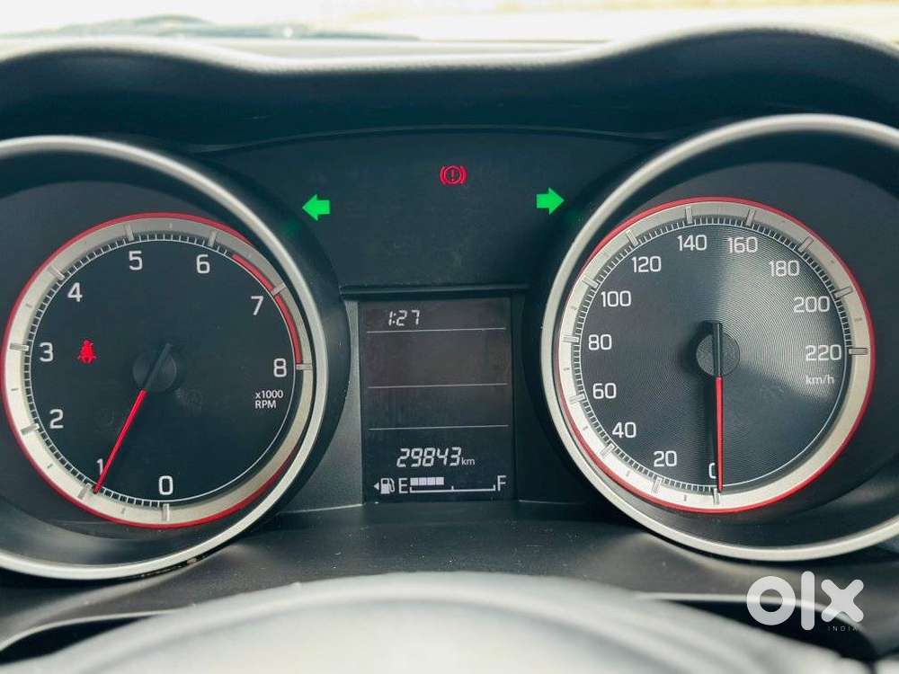 Maruti Suzuki Swift Vxi + Manual, 2020, Petrol