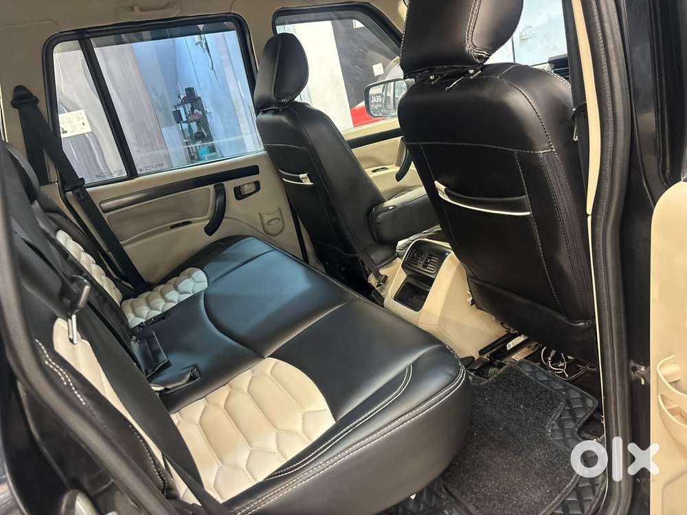 Mahindra Scorpio Classic 2.2 S 11 Mt 7 Str, 2023, Diesel