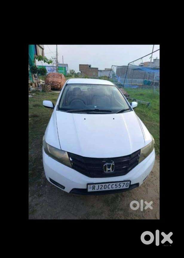 Honda City 1.5 V 2013