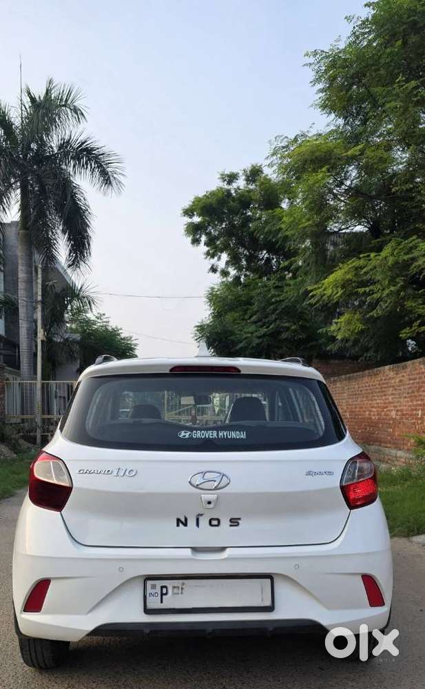 Hyundai Grand I10 Nios Sportz 1.2 At, 2021, Petrol