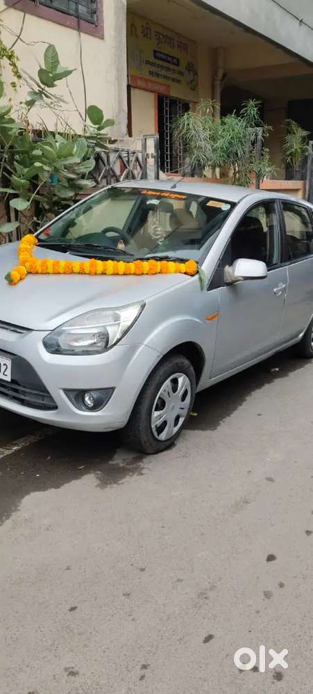 Ford Figo 1.2 Titanium Plus 2011