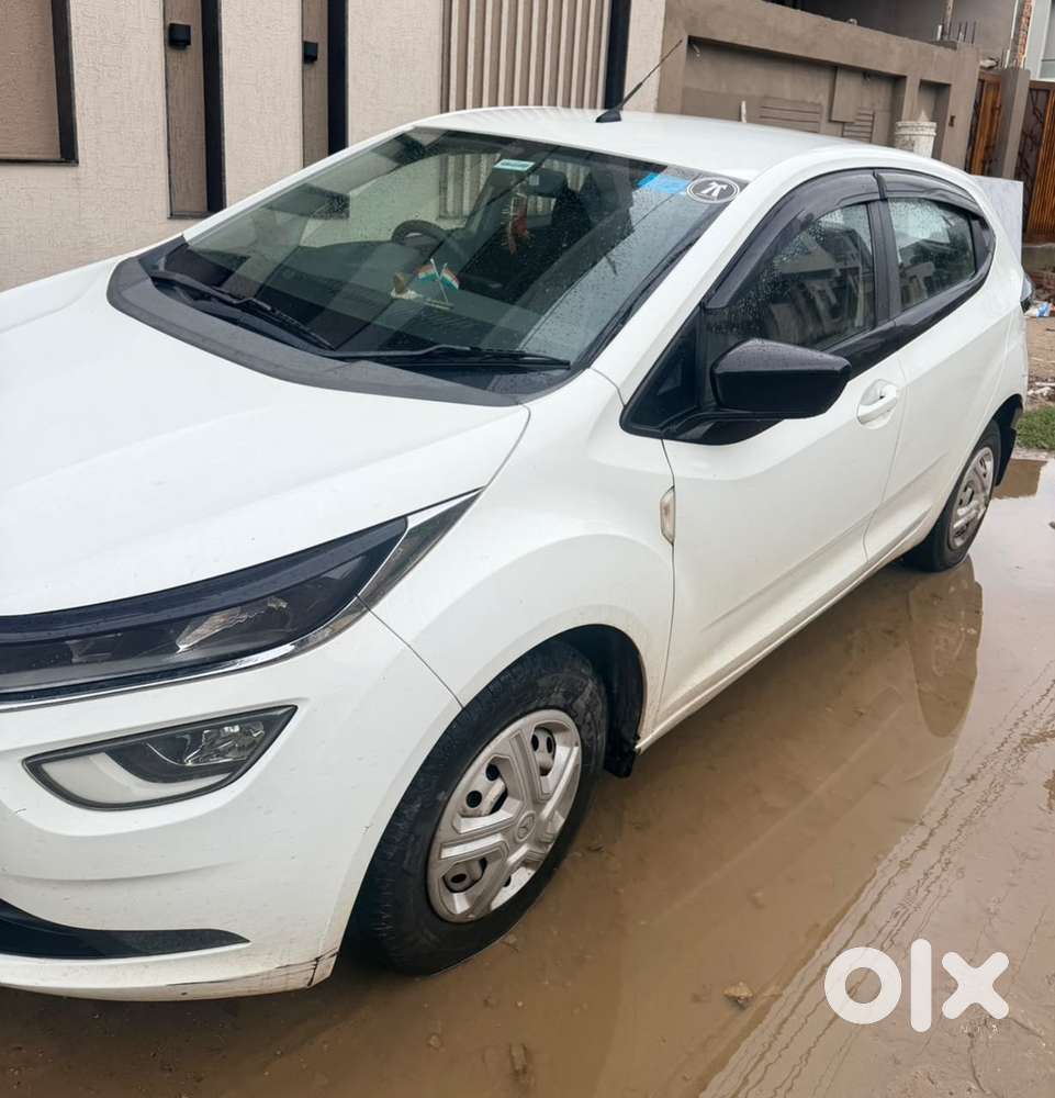 Tata Altroz Petrol 2021