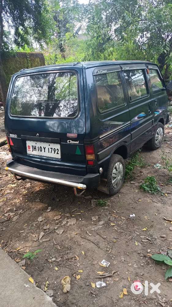 Maruti Suzuki Omni 2010