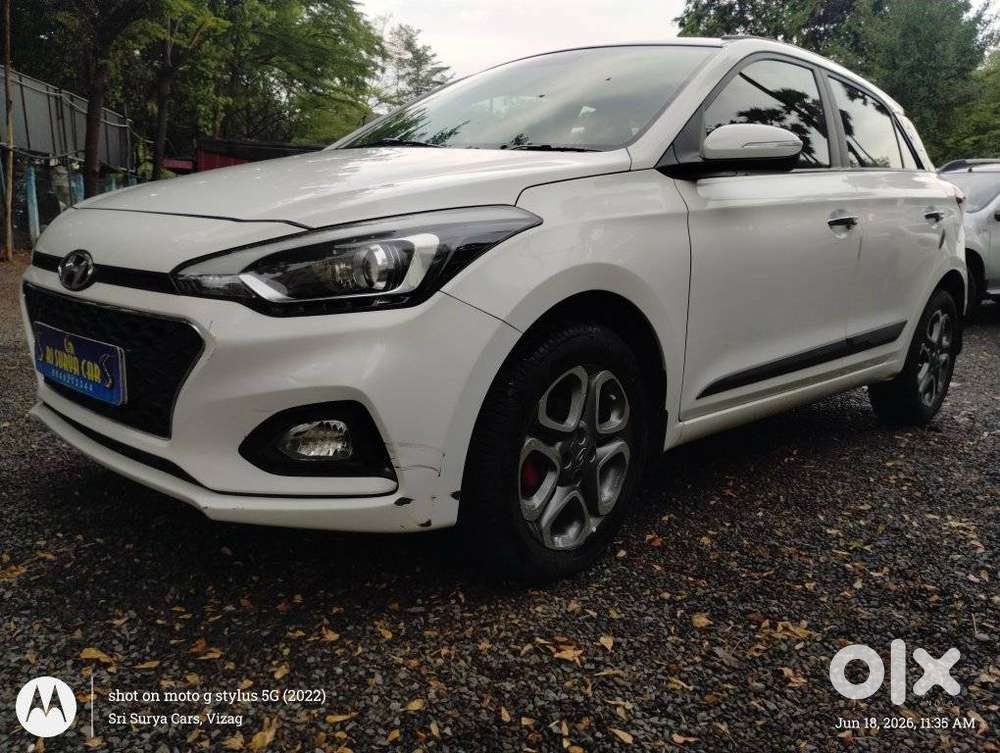 Hyundai Elite I20 1.2 Asta (o) Cvt, 2019, Petrol