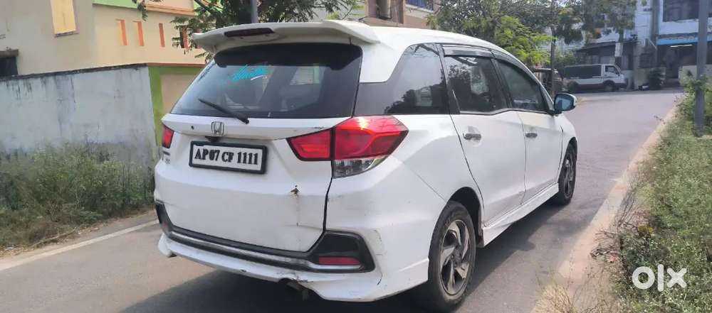 Honda Mobilio 2014