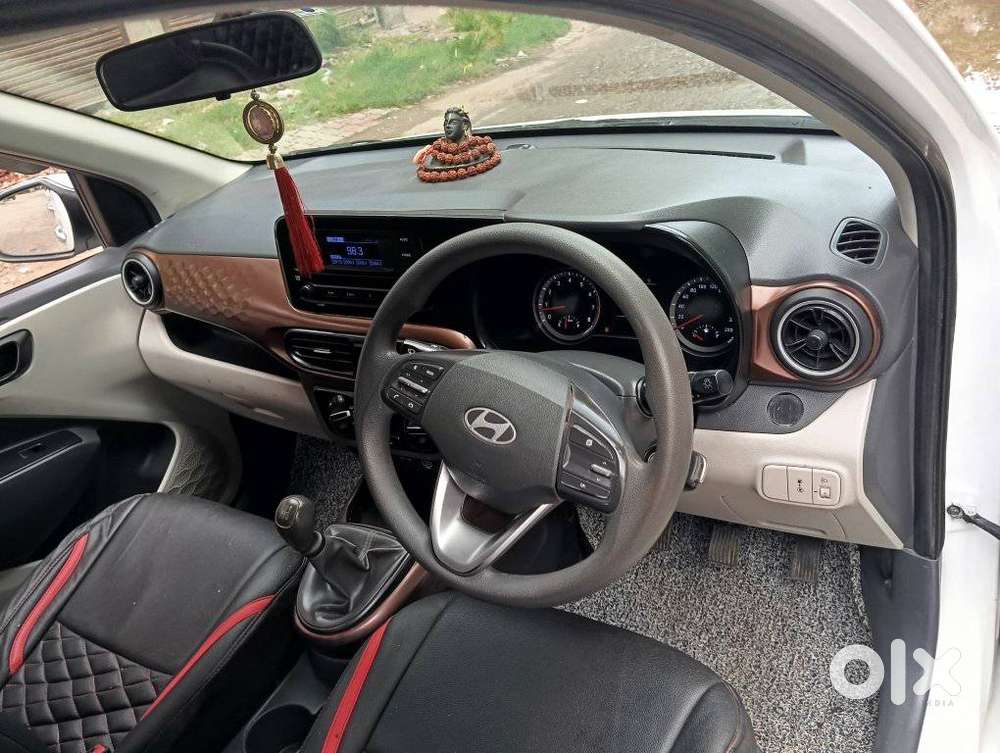 Hyundai Aura 1.2 Sx Cng, 2025, Cng & Hybrids