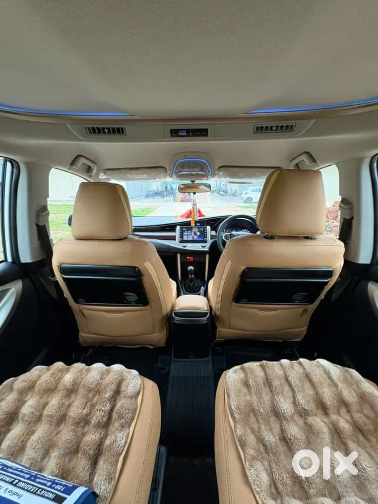 Toyota Innova Crysta 2024 Diesel 33000 Km Driven