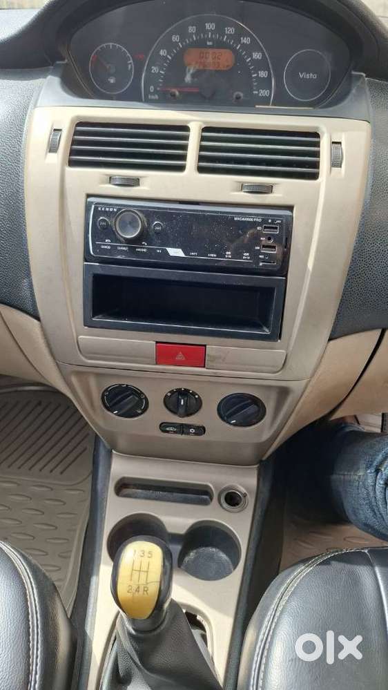 Tata Indica Vista Quadrajet Ls, 2013, Diesel