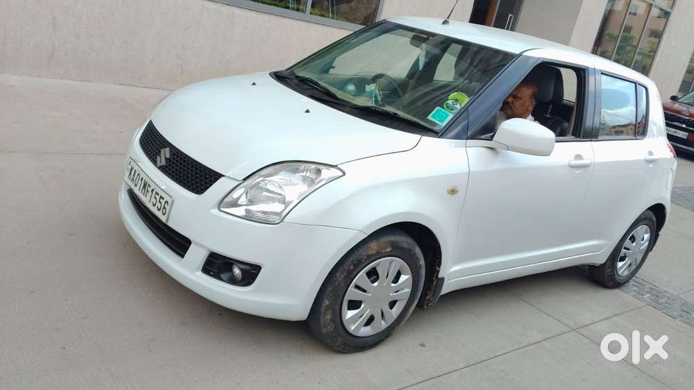 Maruti Suzuki Swift 2004-2010 Vxi Bsiv, 2010, Petrol