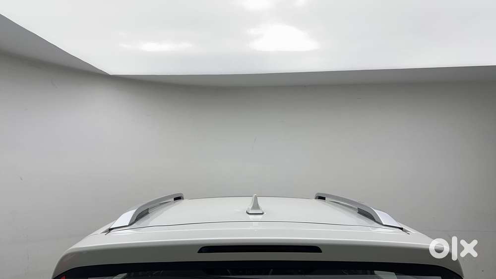 Maruti Suzuki Vitara Brezza 1.5 Zxi At, 2023, Petrol