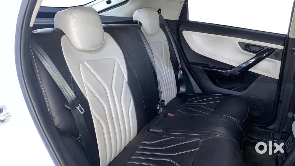 Tata Curvv Pure Plus 1.2 Revotron Petrol 7dca, 2025, Petrol