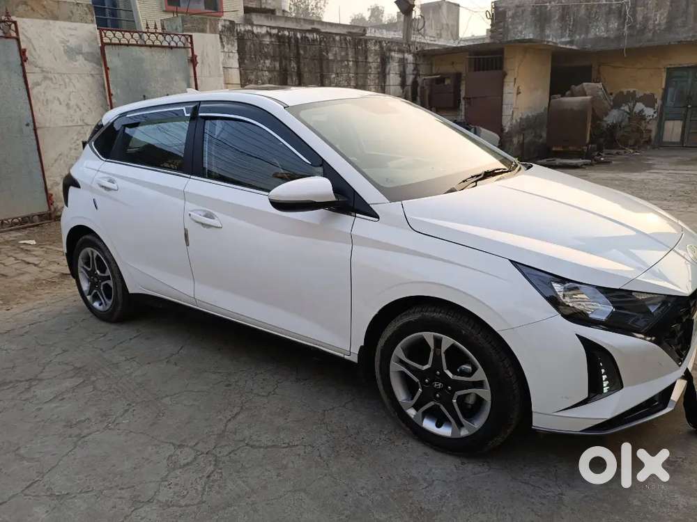 Hyundai New I20 2024 Petrol 7000 Km Driven