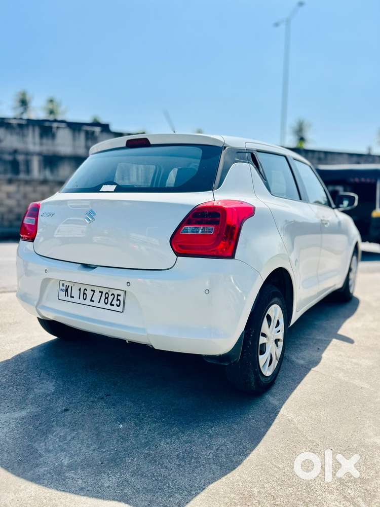 Maruti Suzuki Swift 1.2 Vxi (o), 2022, Petrol