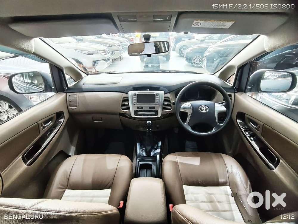 Toyota Innova 2.5 Vx 7 Seater Bs Iv, 2015, Diesel