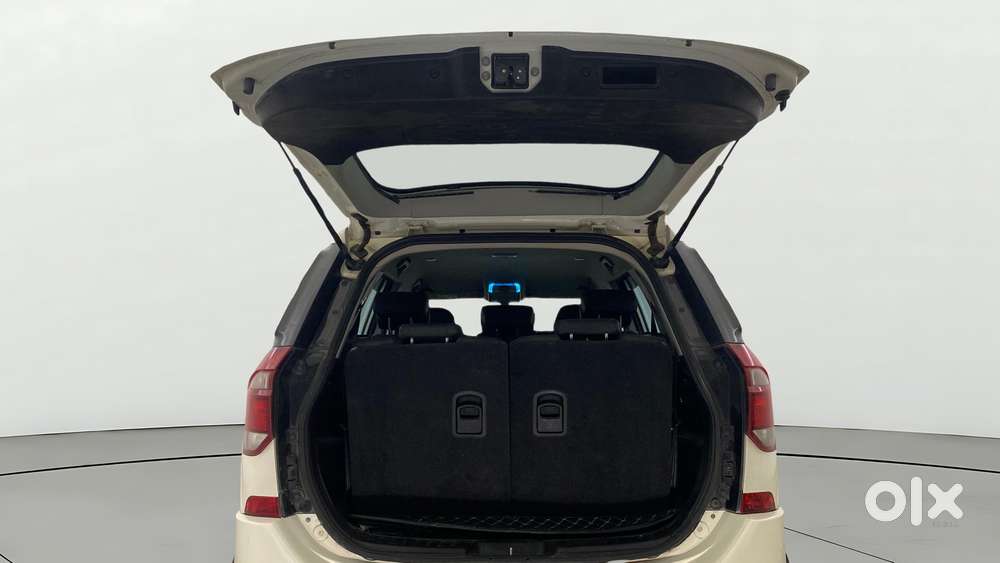 Mahindra Xuv500 W7, 2020, Diesel