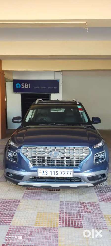 Hyundai Venue 2019 Petrol Well Maintained