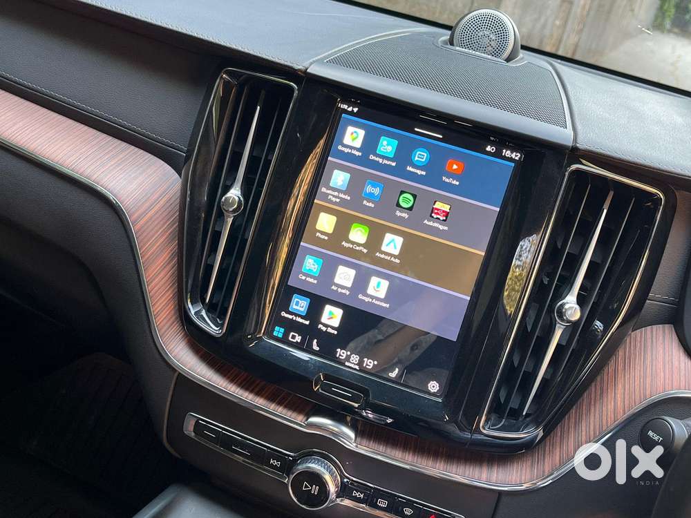 Volvo Xc60 2.0 B5 Ultimate, 2025, Petrol