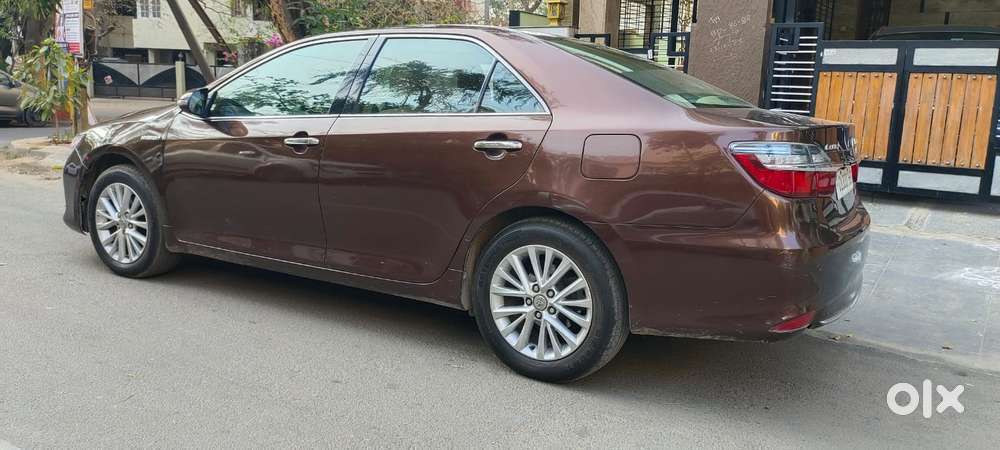 Toyota Camry Hybrid 2.5, 2015