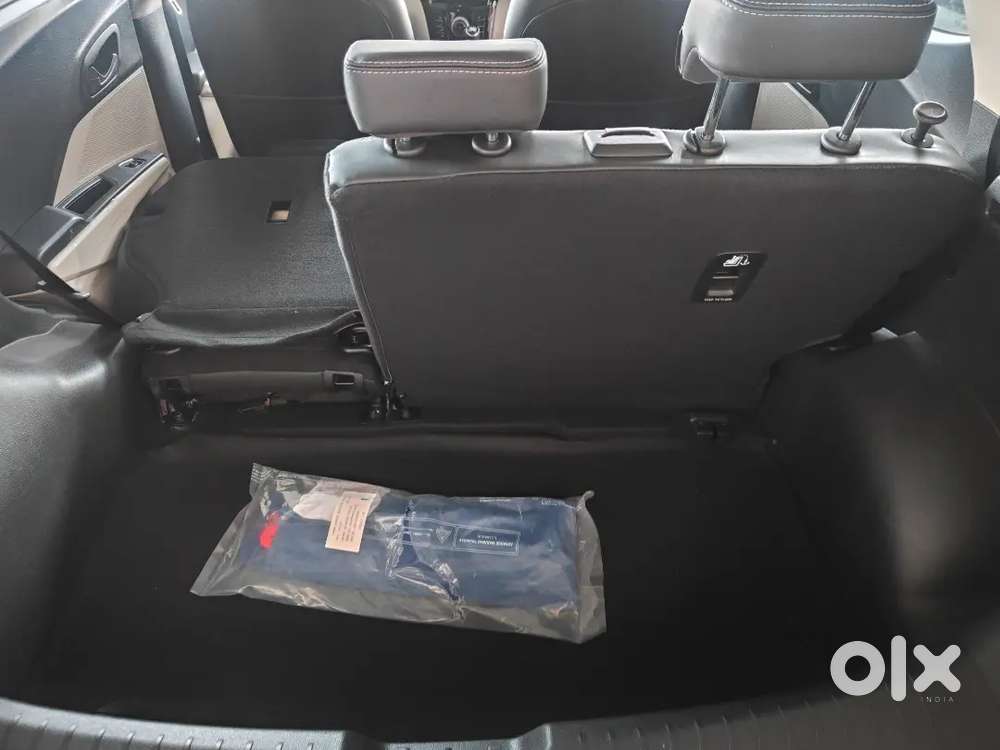 Mahindra Xuv 3xo 2026 Manual All Variant Colour Available
