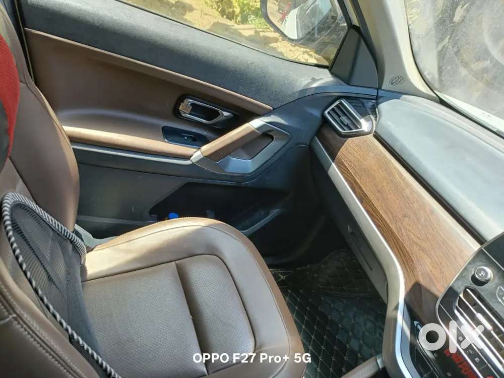 Harrier Xz