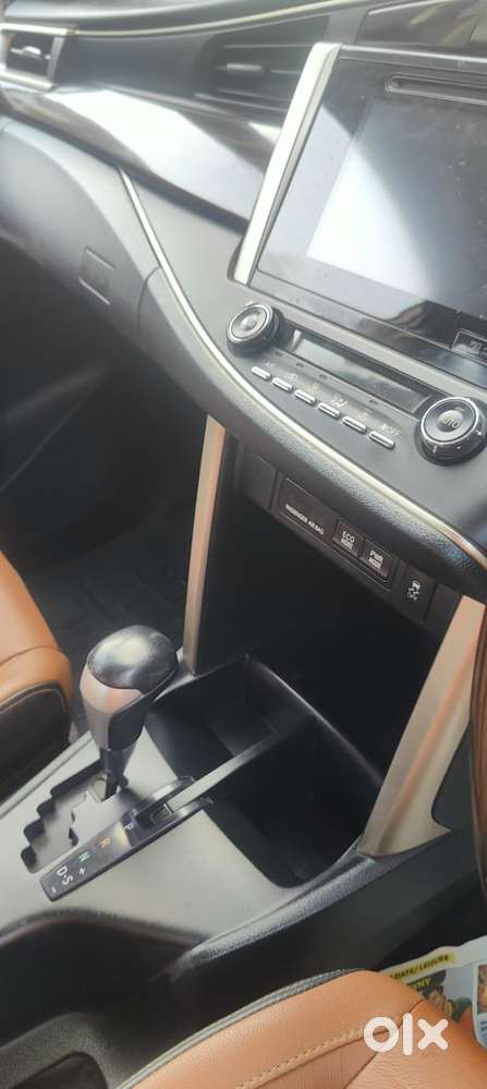 Toyota Innova Crysta 2.8 Zx At, 2017, Diesel