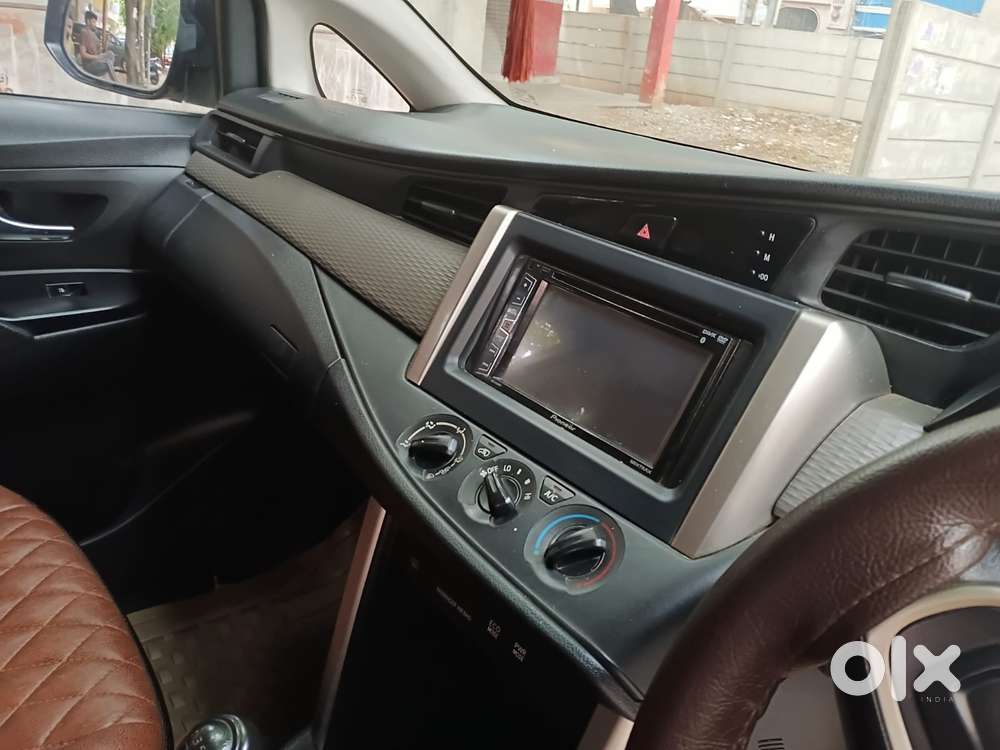 Toyota Innova Crysta 2.4 G Mt 8s, 2016, Diesel