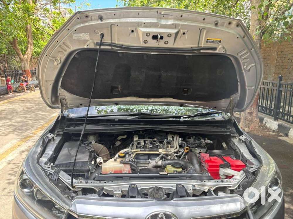 Toyota Innova Crysta 2.4 V, 2016, Diesel