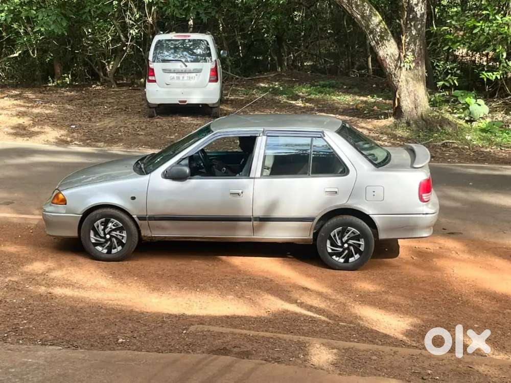 Maruti Suzuki Esteem 2003 VX