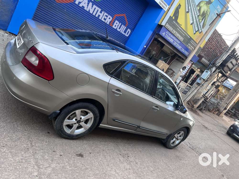 Skoda Rapid 1.5 Tdi Cr Elegance Plus, 2012, Diesel