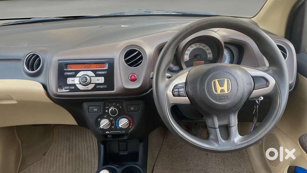 Honda Brio 2011-2013 V Mt, 2013, Petrol
