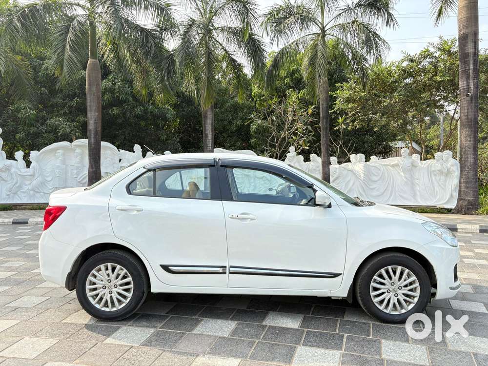 Maruti Suzuki Swift Dzire Amt Zxi, 2019, Petrol