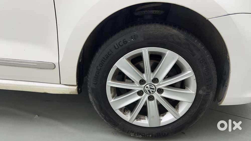 Volkswagen Vento 1.2 Tsi Highline At, 2016, Petrol