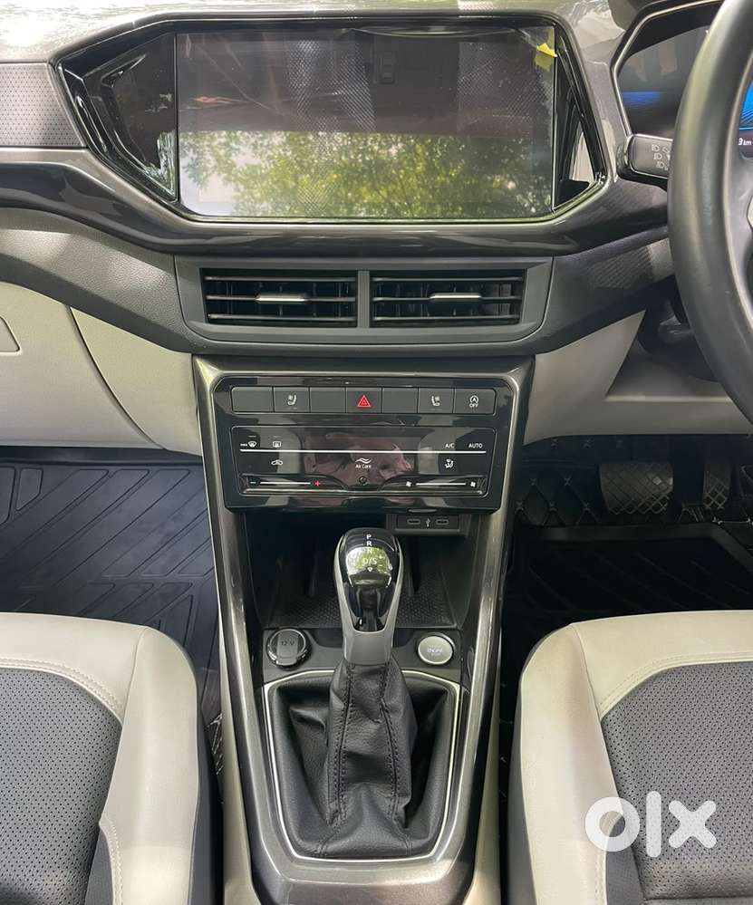 Volkswagen Taigun Petrol Automatic 2024