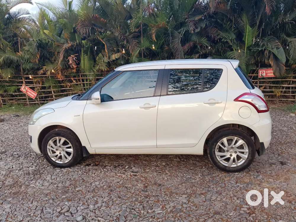 Maruti Suzuki Swift 2012 Diesel 126000 Km Driven