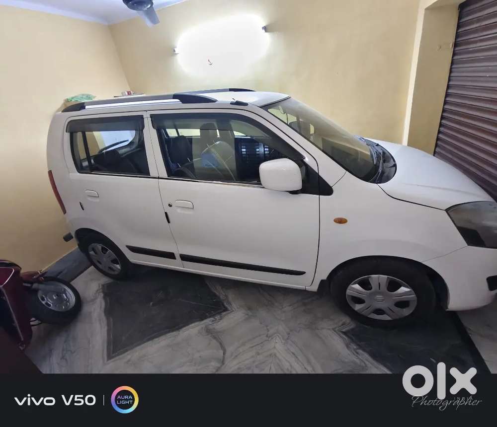 Maruti Suzuki Wagon R 2018 Petrol 42000 Km Driven Vxi Flip Key