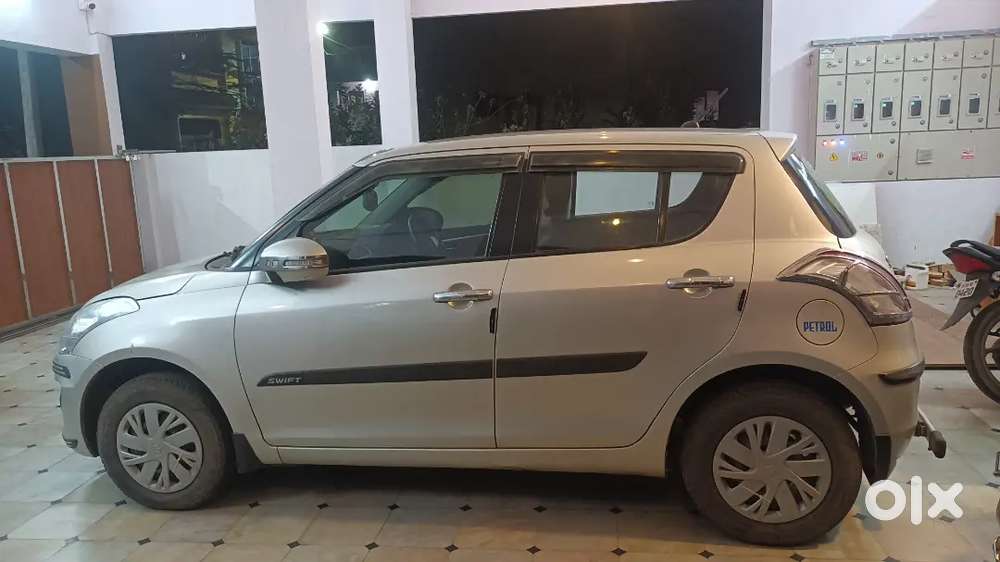 Maruti Suzuki Swift 2017. Top Model.petrol 49500 Km Driven
