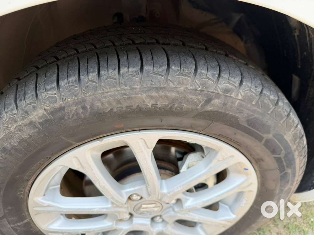 Maruti Suzuki Swift 2023 Cng & Hybrids 45000 Km Driven