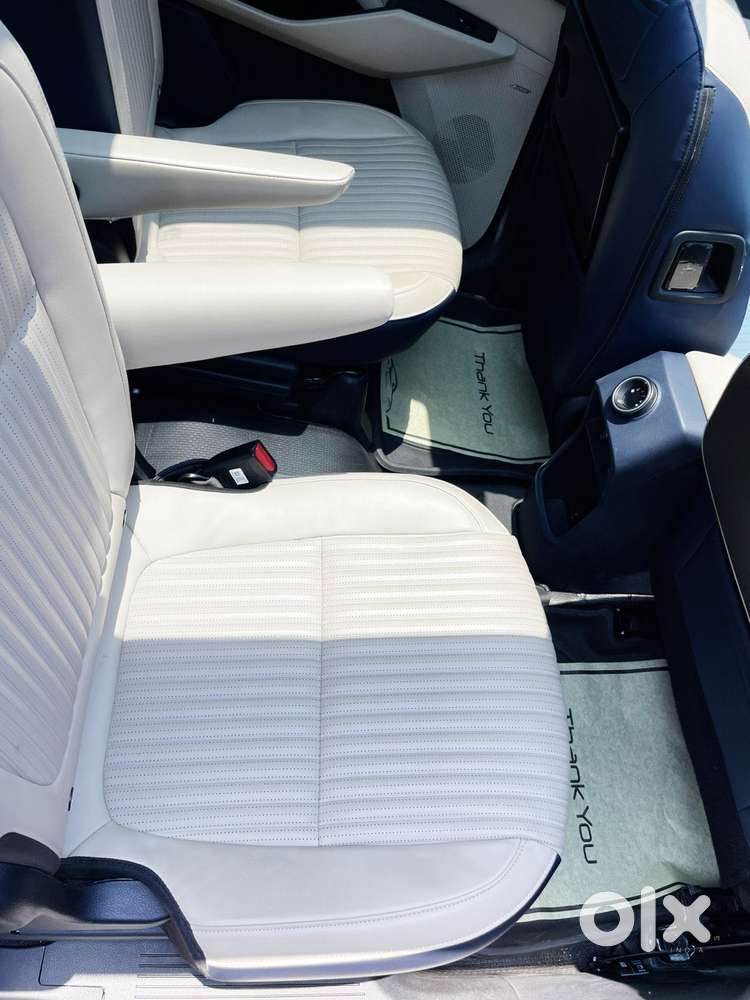 Kia Carens Clavis, 2025, Petrol