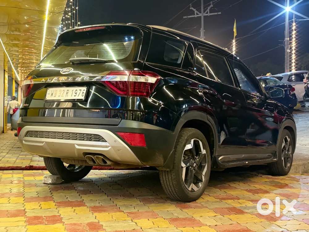 Hyundai Alcazar Platinum 7 Str 1.5 Turbo Petrol Adventure, 2023, Pet..